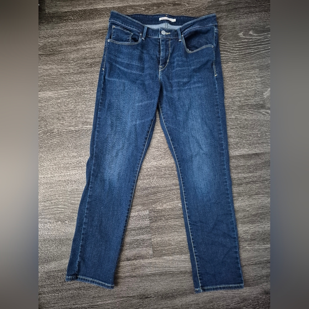 Levi's Women's Skinny Jeans in Dark Blue Wash